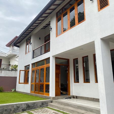 The Doctors Villa Ragama Exterior foto